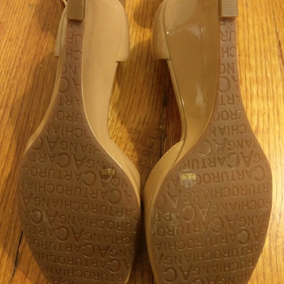 Chic Beige Arturo Chiang Wedges Size 9.5 - Picture 8 of 15